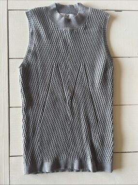 Magaschoni Ribbed Mock Neck Sweater Shell in Light Gray, Small